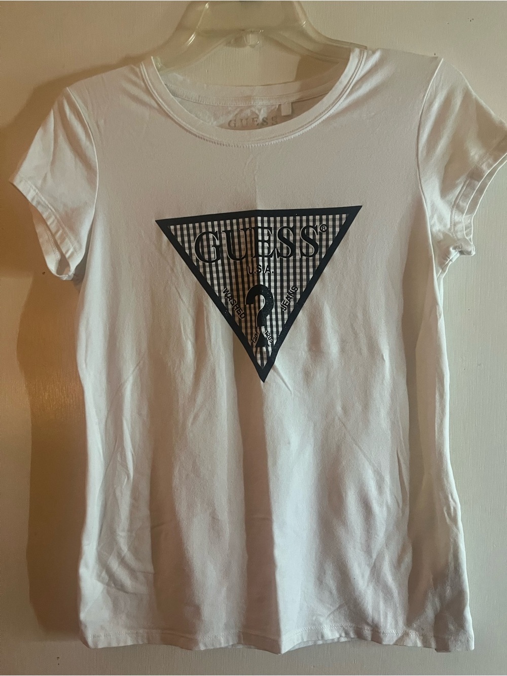 Guess White T-Shirt with Black Striped Triangle Logo